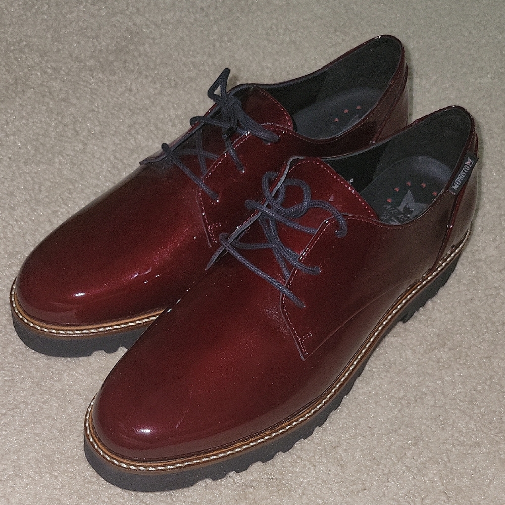Mephisto Sabatina - Women's Wine Red Patent Leather Oxfords